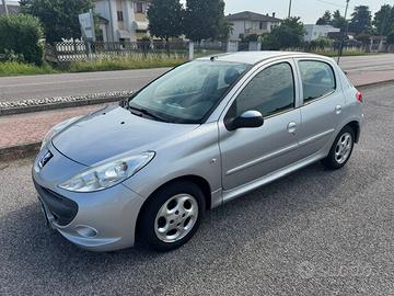 Peugeot 206 Plus 1.1 60CV 5p. Urban-OK NEOPATENTAT