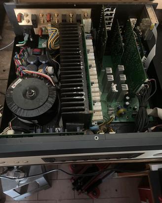 Amply Adcom gfr 700