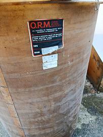 Botte per vino in vetroresina