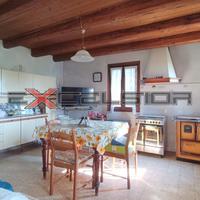 TAGLIO DI PO: Complesso immobiliare