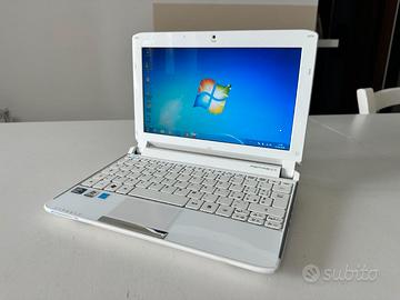 Netbook Acer Aspire One 10 pollici Win 7 Office