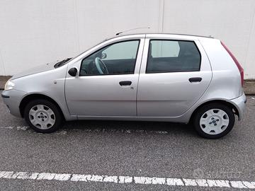 fiat punto benzina ok neopatentati