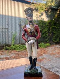 Statuetta Militare Porcellana Capodimonte -