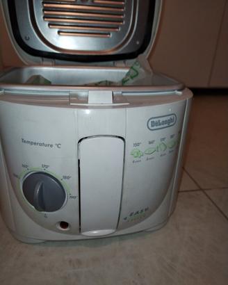 Friggitrice De'Longhi Easy Clean – Mai usata  !!