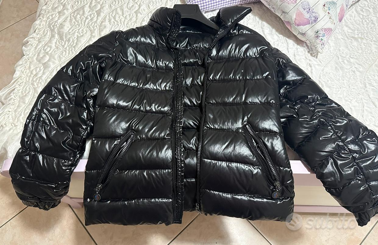 Moncler Vendita in Abbigliamento e accessori
