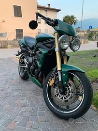 Triumph Street Triple 675 (2008) – Verde Opaco