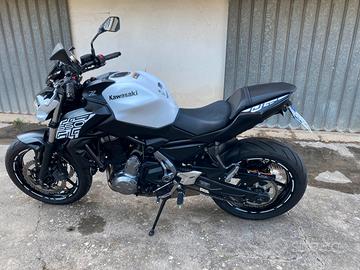 Kawasaki z650 4100 anno 2020 terni 9600 km