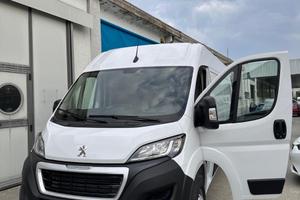Furgone Peugeot Boxer L3H2 iva esposta