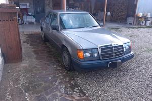 Mercedes 200E