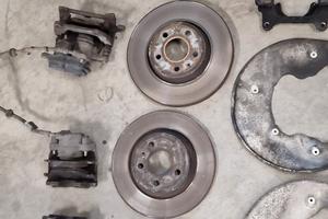 Freni audi a4 b8 2.0 tdi