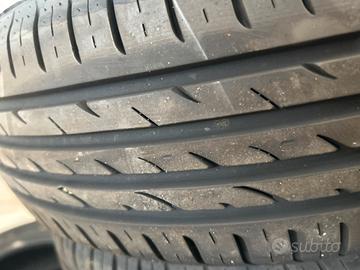 Cerchi e gomme toyota yaris 185/69/15