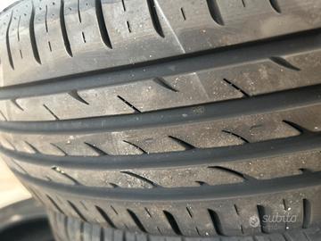 Cerchi e gomme toyota yaris 185/69/15