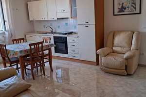appartamento Modugno centrale 2° P. 