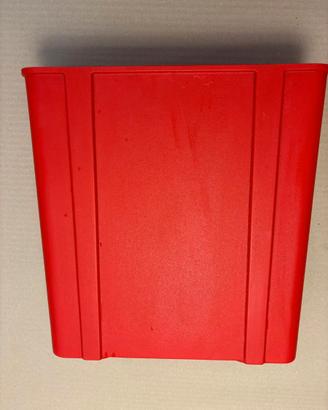 Macchina da scrivere Olivetti Valentine custodia