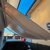 TENDA DA SOLE a bracci estensibili