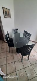 tavolo in cristallo più sedie in faggio 