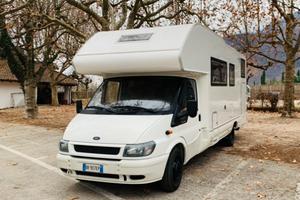 Camper FORD RIMOR SUPERBRIG
