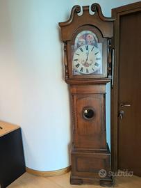 Orologio a pendolo con suoneria 