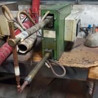 Saldatrice puntatrice 380 volt per ferro e acciaio