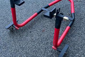 Cavalletto per moto modificato