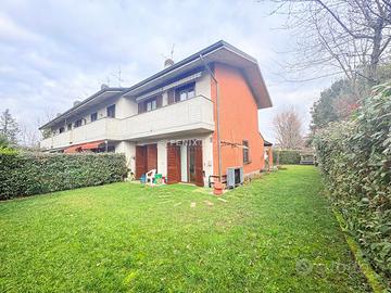 VILLA A SCHIERA IN VIA PASCOLI 19 A VIMERCATE,VELA
