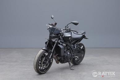 YAMAHA MT-09 890