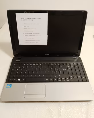 Acer Travelmate P253 series, CPU I3, SSD, 8GB RAM