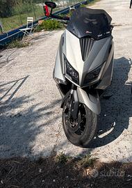 Yamaha T-MAX 530 (2015) -solo 17.624 km-