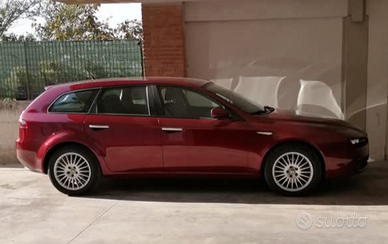 Alfa 159 del 2007 in condizioni eccellenti
