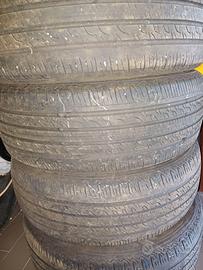 Pneumatici 215/55/r18
