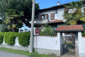 PORZIONE DI BIFAMILIARE A ARCONATE