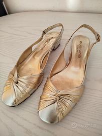 Scarpe modello chanel