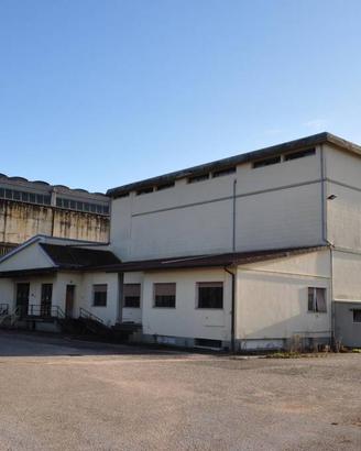 Immobile in asta di 3586 m² con 4 locali a Spoleto