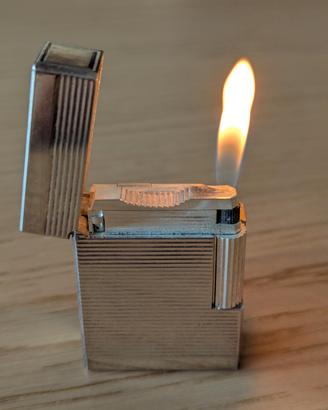 accendino S.T. Dupont placcato argento