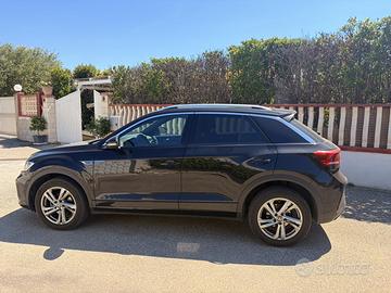 Volkswagen T-roc 2.0 R-line total black diesel 116