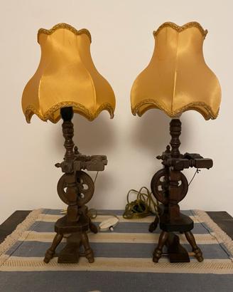 Coppia di lampade vintage a forma di arcolaio