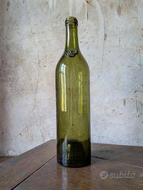 bottiglia vetro con sigillo da collezione