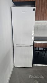 Frigorifero Samsung RB29FSRNDWW no frost