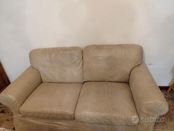 divano o coppia di divani in pelle