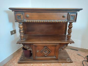 Mobile in Legno Massello