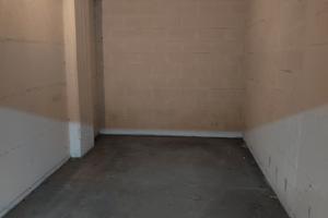 Garage con presa luce non umidità