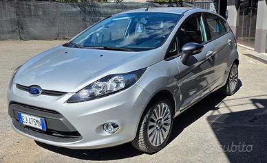 Ford Fiesta 1.2 16V 60CV 5p. Business