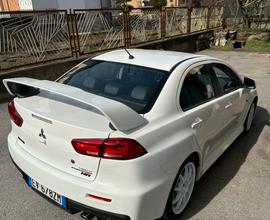 Mitsubishi lancer evo x mr