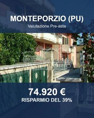 Immobile in asta di 81 m² con box auto a Monte Por