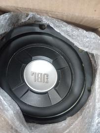 Subwoofer JBL 800 watt usato 