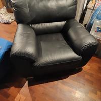 poltrona nera marca divani &divani by natuzzi