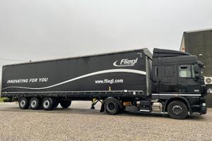 Semirimorchio centinato Fliegl