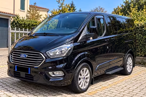 Ford Tourneo Custom Titanium 2.0 185 CV – 8 POSTI