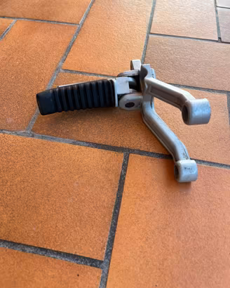 Pedane Originali Cagiva - serie c9 c10 c12