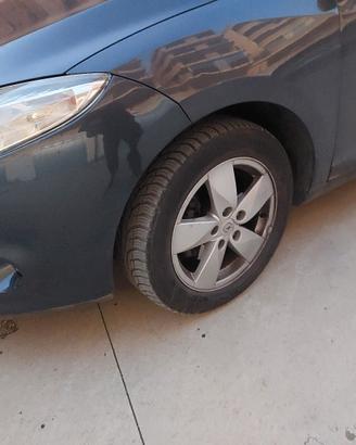 cerchio in lega renault megan R16 con 5fori